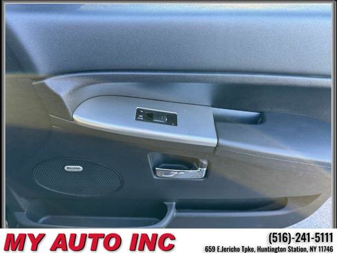 Used 2009 Jeep Grand Cherokee Laredo image 27