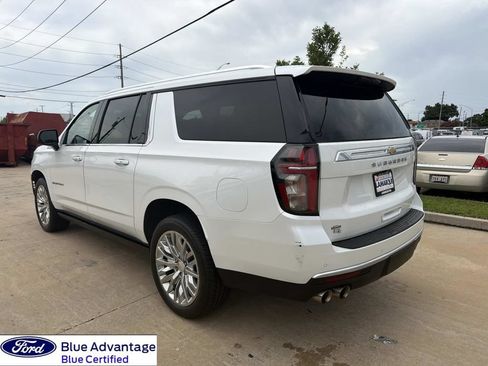 Used 2023 Chevrolet Suburban High Country w/ LPO, Illumination Package RWD image 8