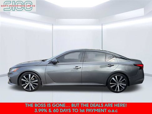 Used 2020 Nissan Altima 2.0 Platinum FWD image 3