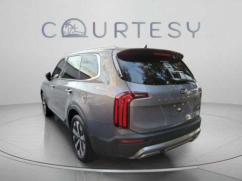 Certified 2021 Kia Telluride EX w/ EX Premium Package FWD image 9