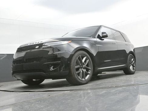 New 2026 Land Rover Range Rover Sport SE AWD/4WD image 35
