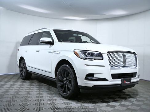 Used 2023 Lincoln Navigator Reserve AWD/4WD image 1