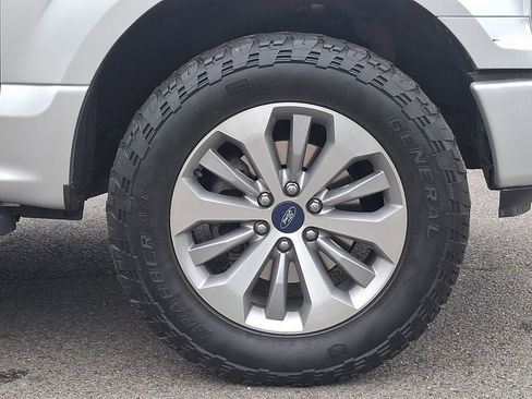 Used 2018 Ford F150 XL w/ Equipment Group 101A Mid AWD/4WD image 9