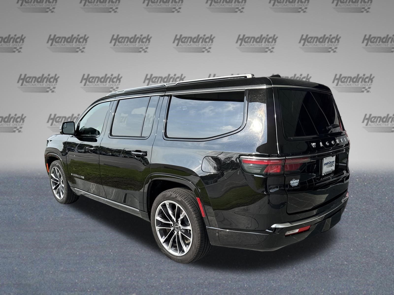 Used 2025 Jeep Wagoneer Series III w/ Premium Group I AWD/4WD image 7