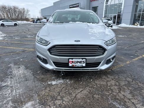 Used 2016 Ford Fusion SE w/ Equipment Group 202A image 13