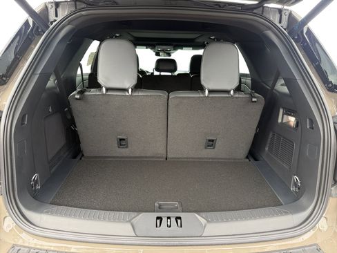 New 2026 Ford Explorer ST w/ Sun And Sound Package image 17