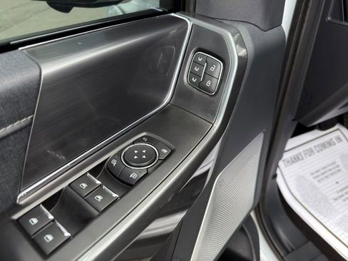 Used 2022 Ford F150 Lariat w/ Equipment Group 502A High AWD/4WD image 19
