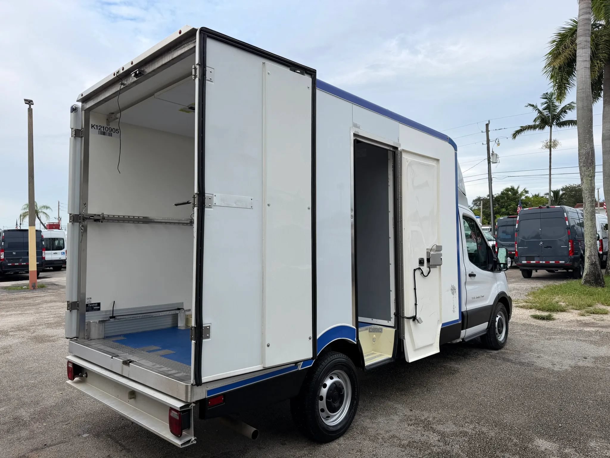 Used 2022 Ford Transit 350 w/ Upfitter Package RWD image 12