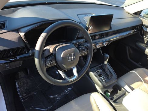 Used 2025 Honda CR-V EX-L image 9