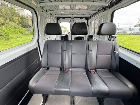 Used 2019 Mercedes-Benz Sprinter 144 image 31