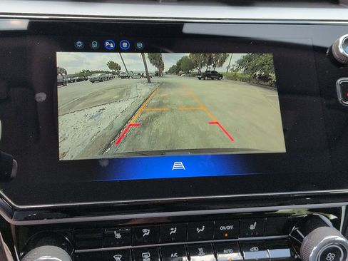 New 2027 Chevrolet Bolt LT w/ Comfort Package FWD image 16