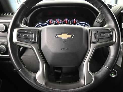 Used 2021 Chevrolet Silverado 1500 LT image 22