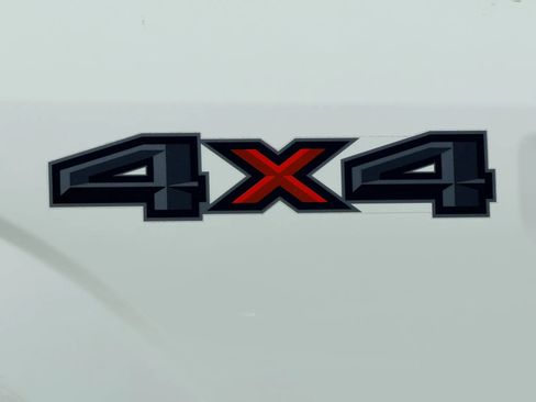 Used 2017 Ford F150 XL w/ Equipment Group 101A Mid image 3