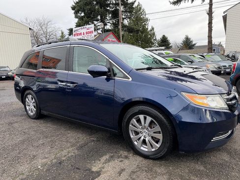 Used 2014 Honda Odyssey EX-L image 3