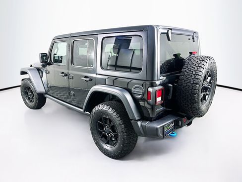 Used 2024 Jeep Wrangler Unlimited AWD/4WD image 5