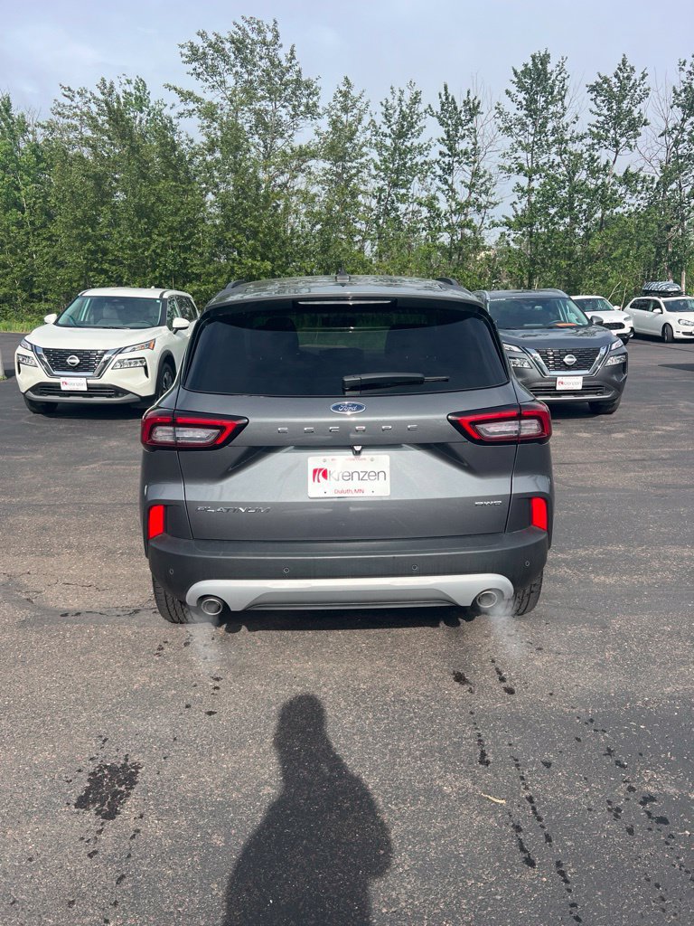 Used 2024 Ford Escape Platinum AWD/4WD image 6