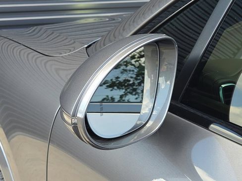 Certified 2023 Porsche Cayenne Turbo AWD/4WD image 29