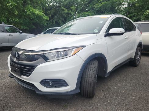 Used 2021 Honda HR-V EX image 2