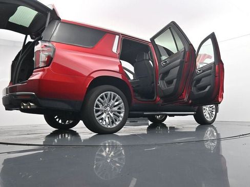 Used 2024 Chevrolet Tahoe Premier AWD/4WD image 47