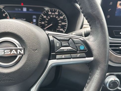 Used 2023 Nissan Altima 2.5 SV w/ SV Premium Package FWD image 27