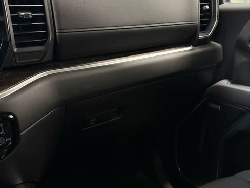 Certified 2025 Chevrolet Silverado 1500 RST w/ Rally Edition image 17