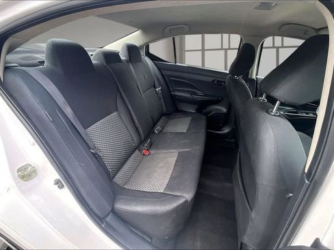 Used 2020 Nissan Versa S FWD image 27