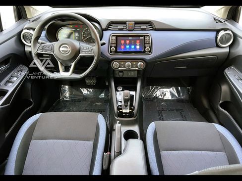 Used 2024 Nissan Versa SV image 13
