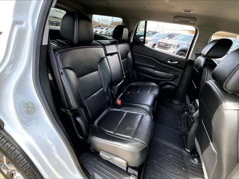 Used 2020 GMC Acadia SLT image 20