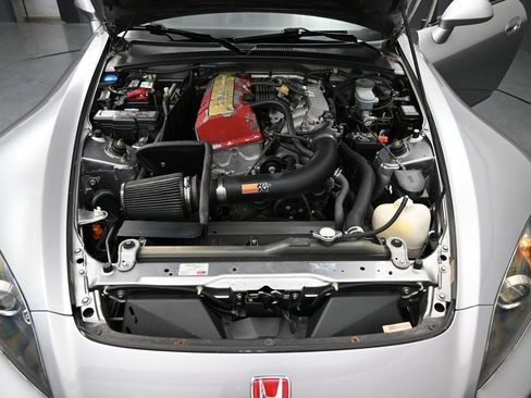 Used 2005 Honda S2000 image 15