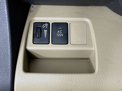 Used 2009 Toyota RAV4 Limited image 17