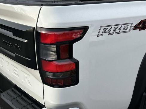 New 2026 Nissan Frontier PRO-4X w/ Pro-4x Convenience Package AWD/4WD image 12