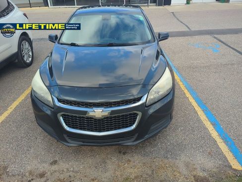 Used 2014 Chevrolet Malibu LT image 2
