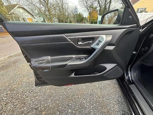 Used 2014 Nissan Altima 3.5 SL w/ Technology Package image 20