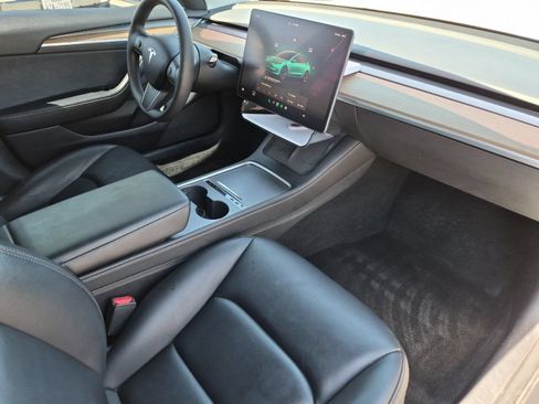 Used 2022 Tesla Model 3 Long Range AWD/4WD image 14