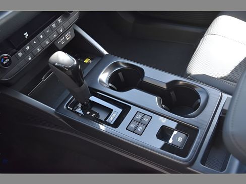 New 2026 Subaru Outback Limited XT AWD/4WD image 33