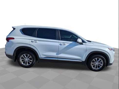 Used 2020 Hyundai Santa Fe SE image 3
