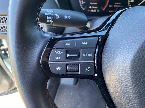 Used 2025 Honda HR-V Sport image 27
