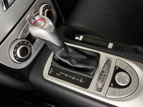 Used 2006 Mercedes-Benz SLR image 37