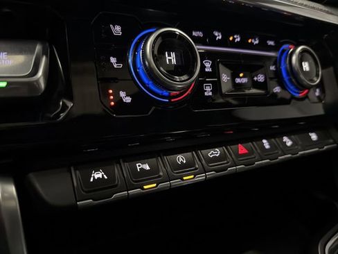 Certified 2024 GMC Sierra 1500 Denali w/ Denali Reserve Package image 33