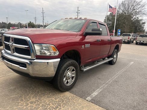 Used 2015 RAM 2500 Tradesman w/ Chrome Appearance Group image 2