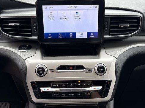 Certified 2022 Ford Explorer XLT w/ Equipment Group 202A image 24