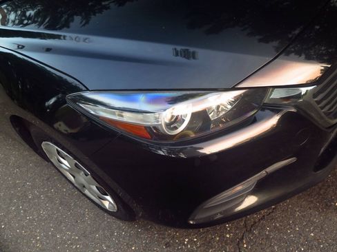 Used 2017 MAZDA MAZDA3 Sport FWD image 26