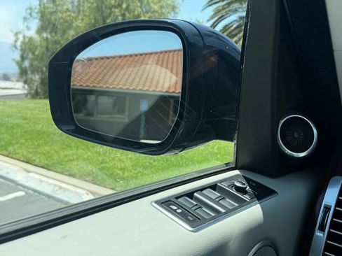 Used 2014 Land Rover Range Rover Supercharged image 19