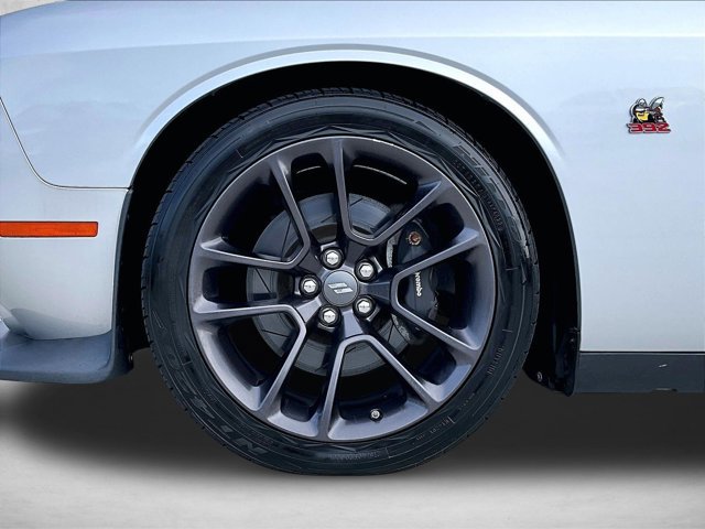 Used 2020 Dodge Challenger R/T Scat Pack RWD image 10