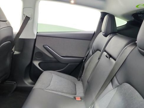 Used 2026 Tesla Model Y 2WD image 26