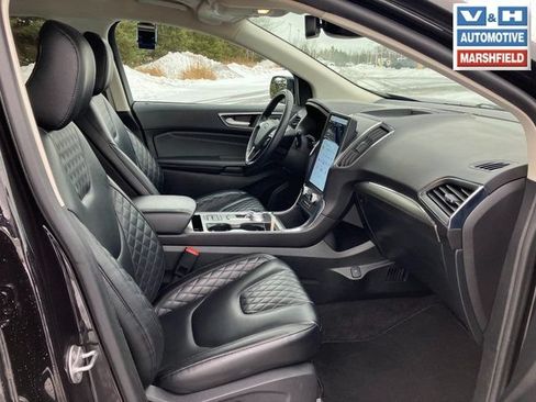 Used 2024 Ford Edge Titanium AWD/4WD image 17