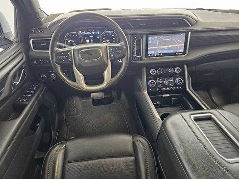 Used 2021 GMC Yukon XL Denali w/ Denali Ultimate Package image 20