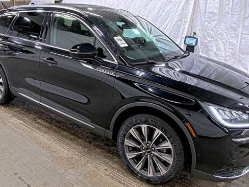 Used 2022 Lincoln Corsair Reserve w/ Equipment Group 201A image 3