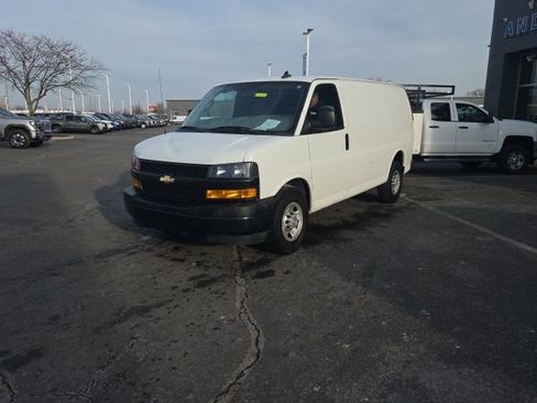 Used 2019 Chevrolet Express 2500 w/ Driver Convenience Package image 10
