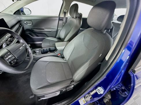Used 2025 Kia K4 LXS image 13